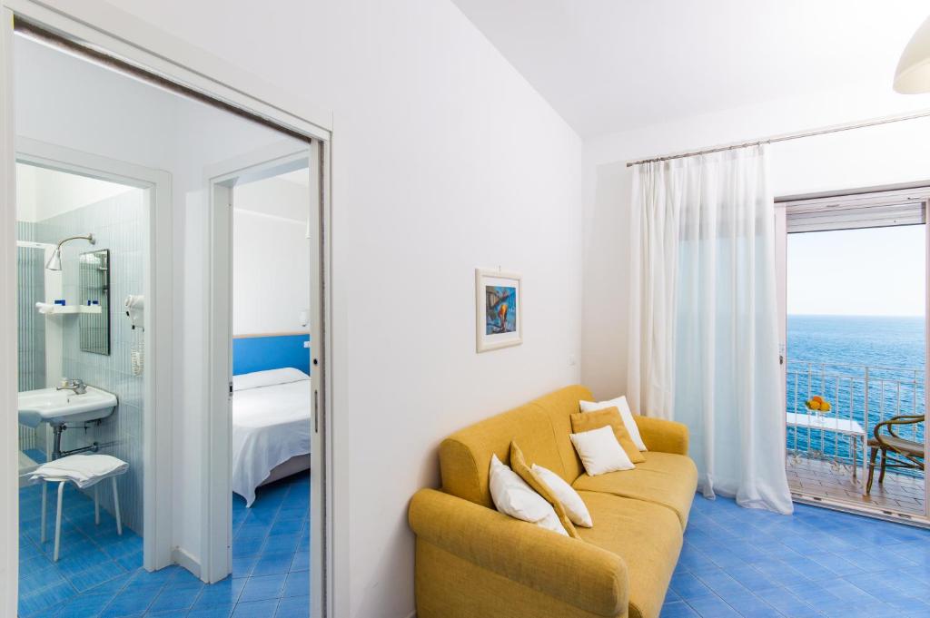 Postel nebo postele na pokoji v ubytování Residence Due Torri