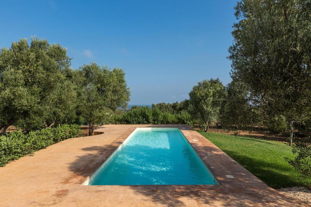 Basen w obiekcie Villa Carlita by Perle di Puglia lub w pobliżu