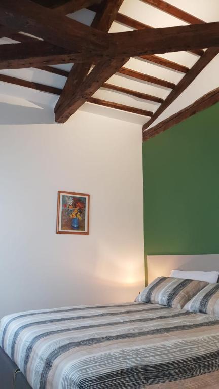 SNC1018 MODERN BOUTIQUE APARTMENT - 16