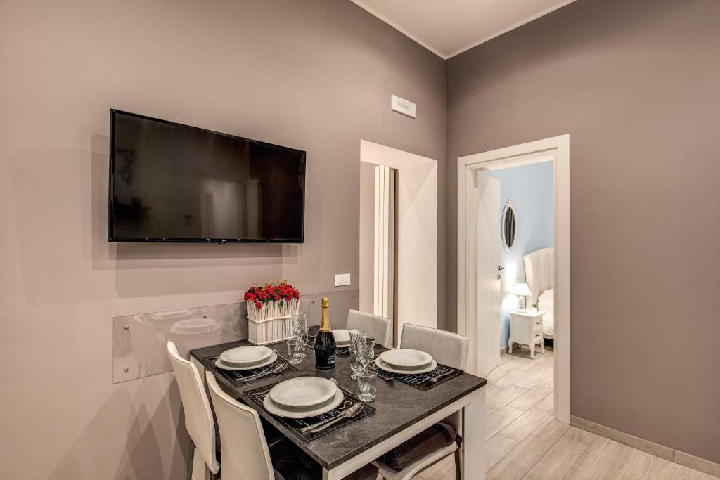 Vatican Royal Apartment - 8