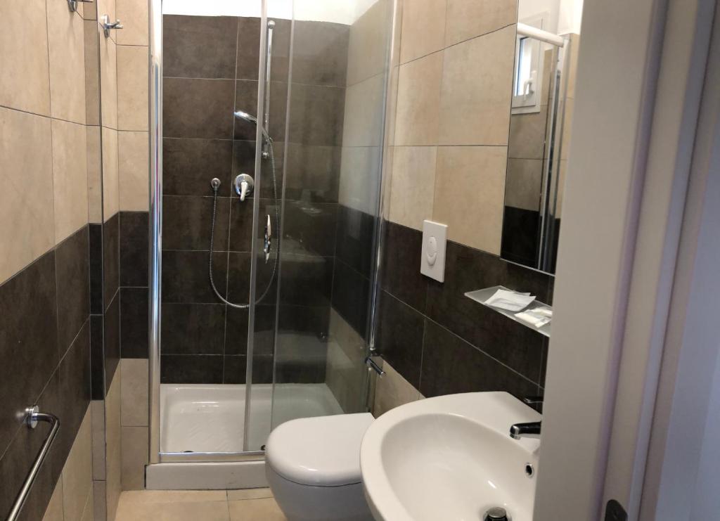 Łazienka w obiekcie HOTEL CONDOR