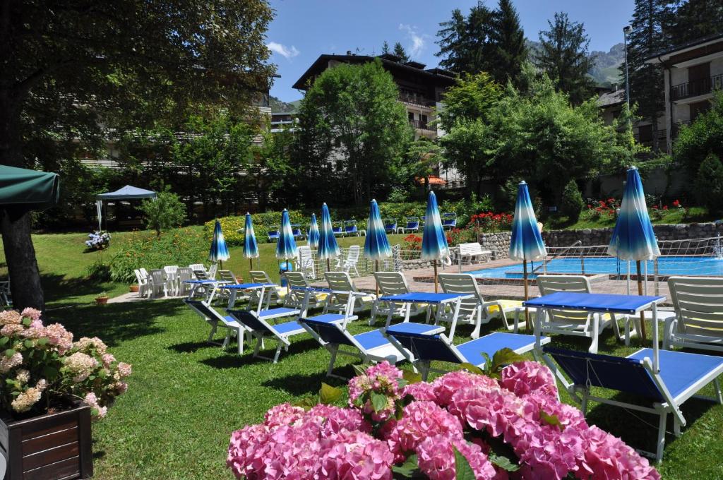 Bazén v ubytování Grand Hotel Principe nebo v jeho okolí