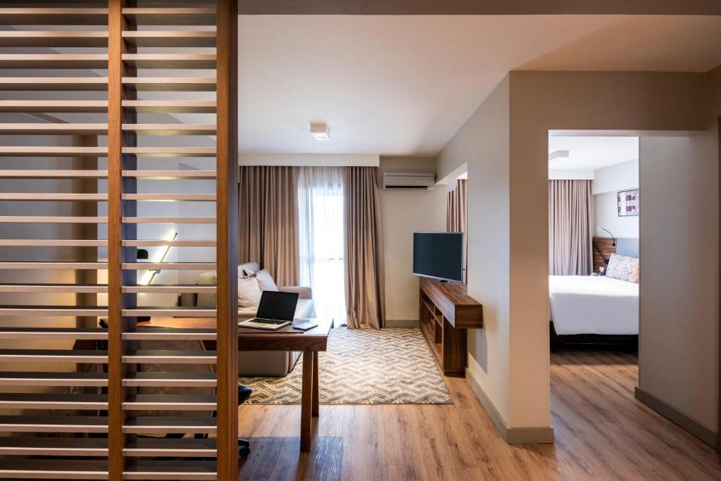  Mercure Curitiba Batel