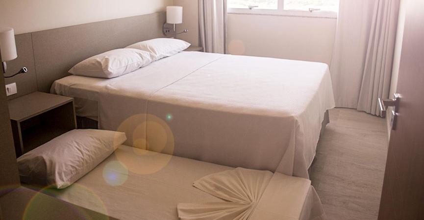 Postel nebo postele na pokoji v ubytování SALINAS PARK RESORT