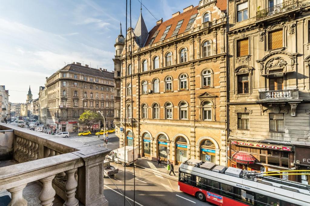 Nespecifikovaný výhled na destinaci Budapešť nebo výhled na město při pohledu z apartmánu