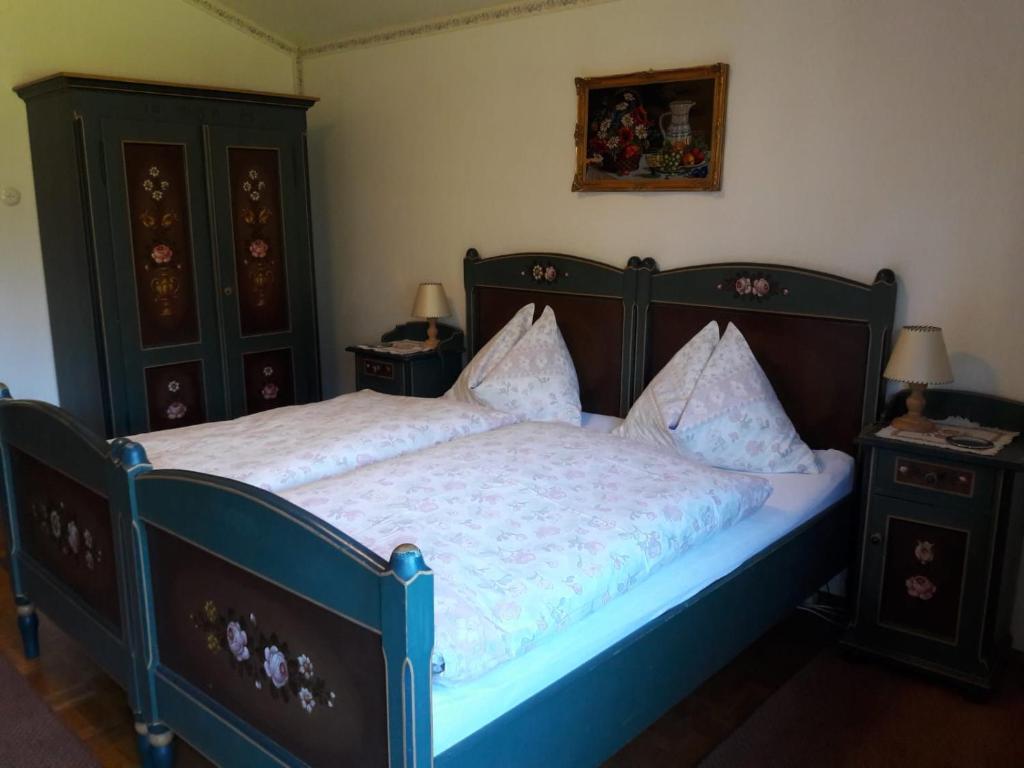 Postel nebo postele na pokoji v ubytování Haus Hauser