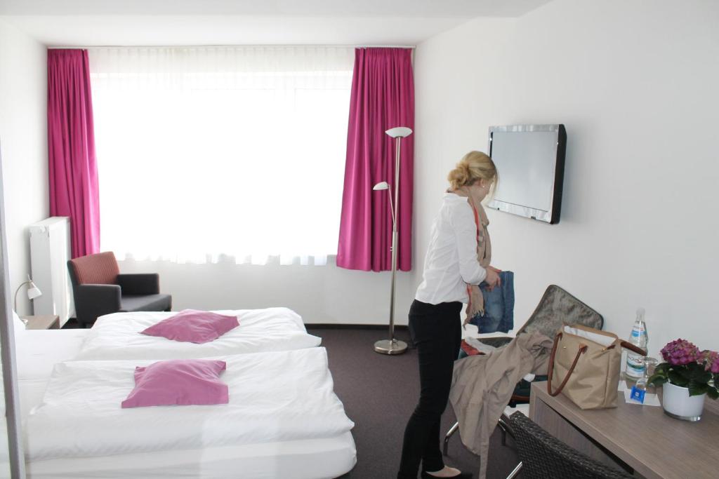 RheinHotel ARTE - Apartment For Single Use With Garden View