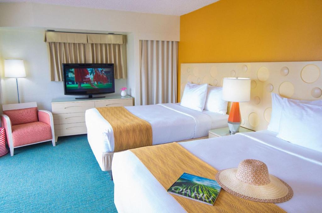 Coconut Waikiki Hotel - City View Double Double Room