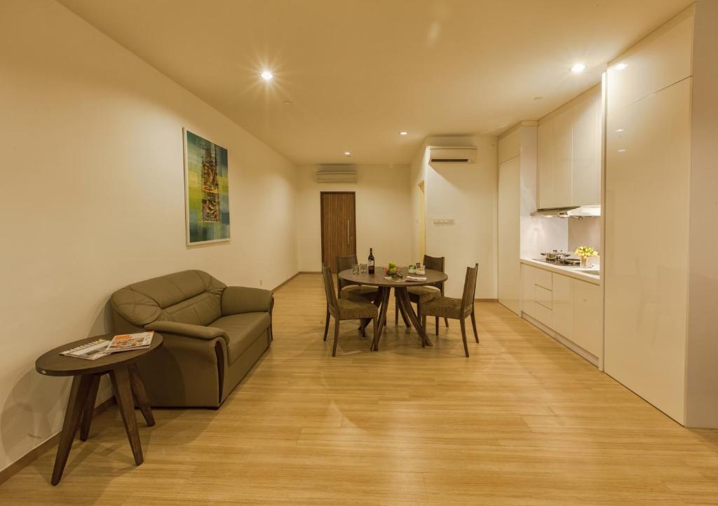 Luxfort 118 Service Suites - King Suite Con Vista Al Mar