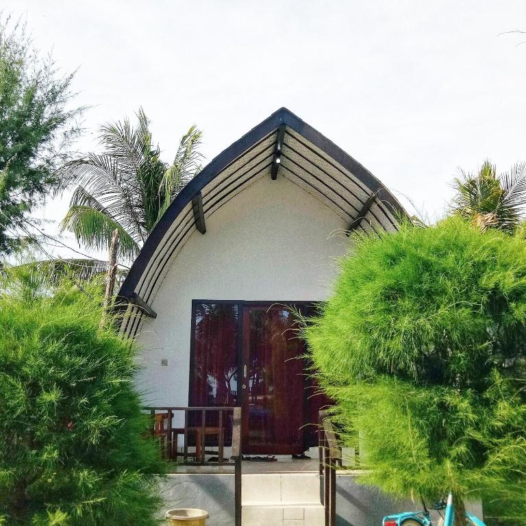 Nusa Indah Bungalows - 平房与海景