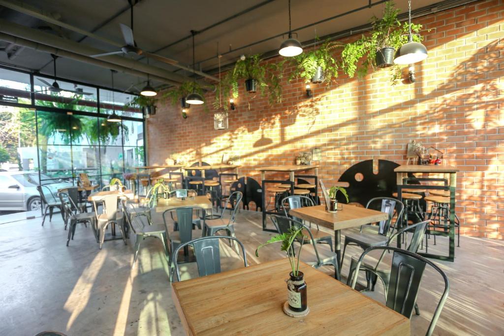 Get Zleep Premium Budget Hotel - Resim 4