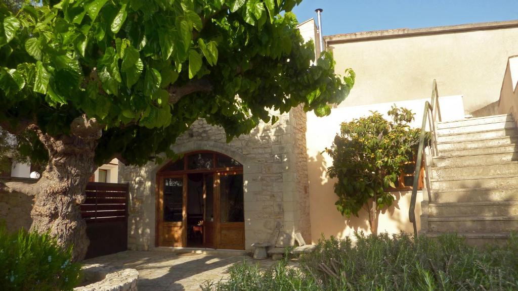 Gallery image of Mulberry Villa in Armenoi, Chania in Arménoi