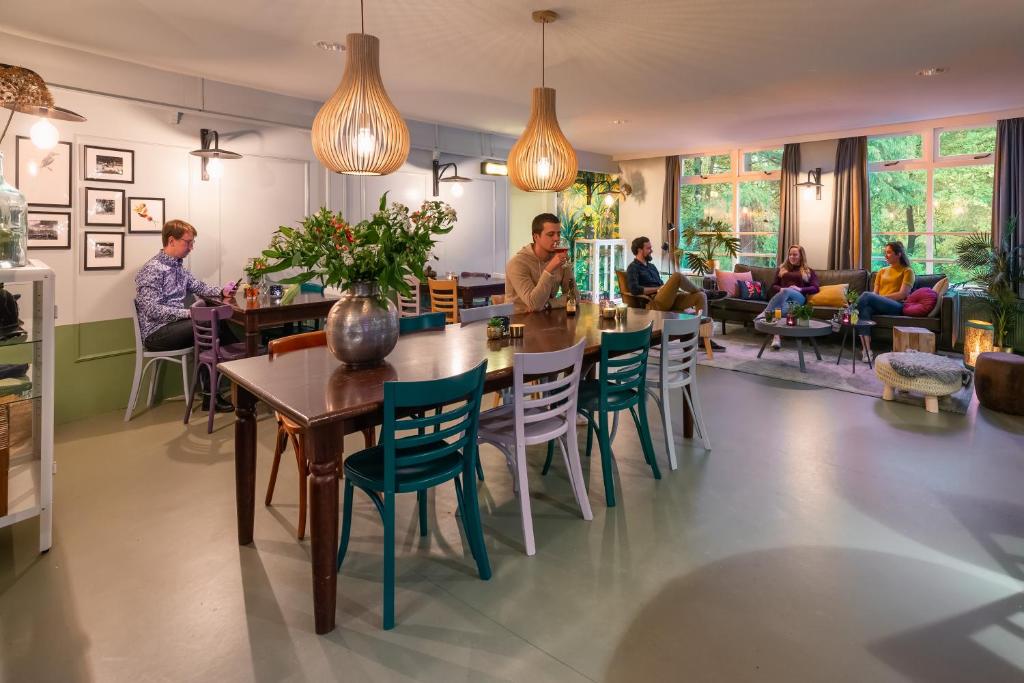 Gasten van Stayokay Hostel Arnhem