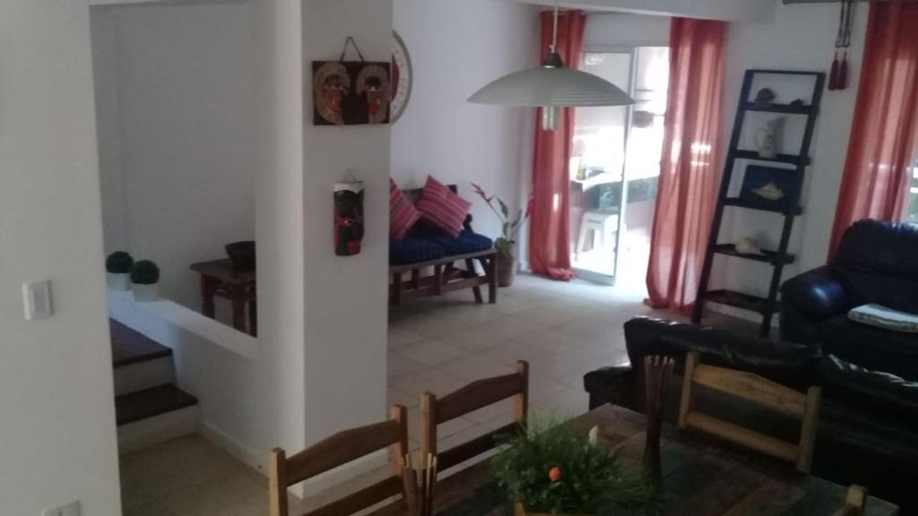  BELÍSSIMA CASA ILHABELA