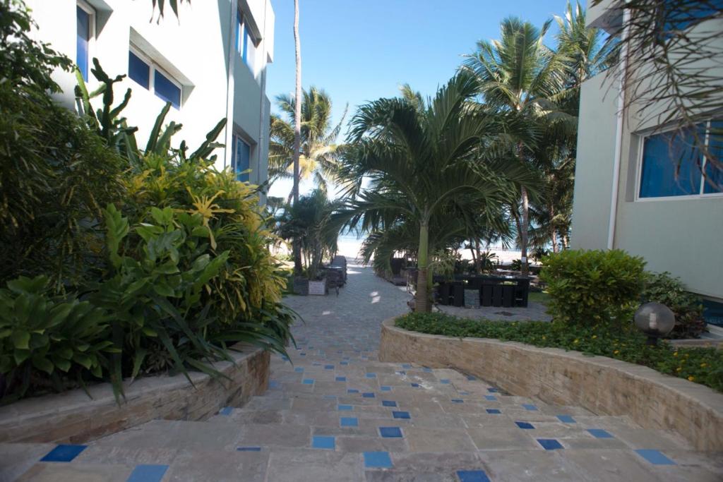 Modern Beach Front Studio Apartment B44, Mombasa (updated prices 2025)
