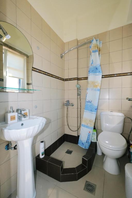 Łazienka w obiekcie Fanaraki villas