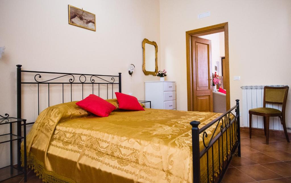 Łóżko lub łóżka w pokoju w obiekcie TrevInn Suites