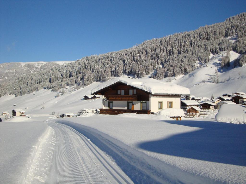 Haus Annemarie Apartments Kartitsch - Hochpustertal v zime