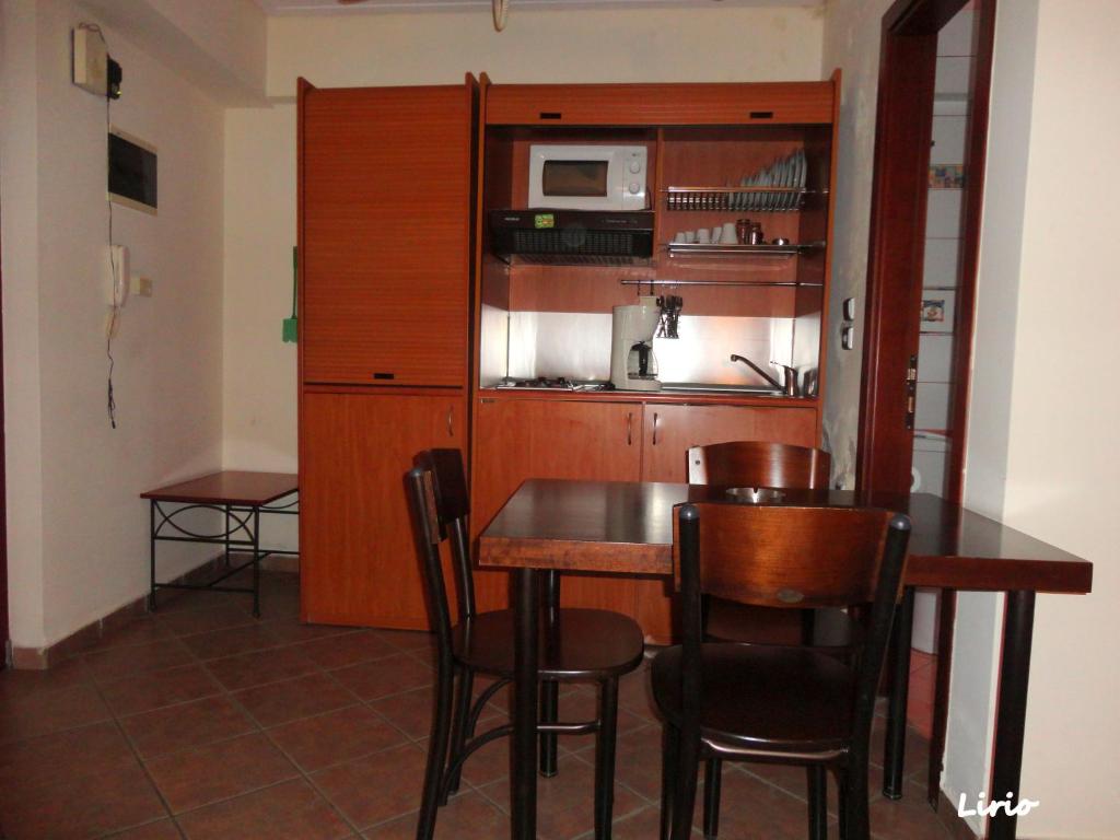Kuchnia lub aneks kuchenny w obiekcie Lirio Guest House