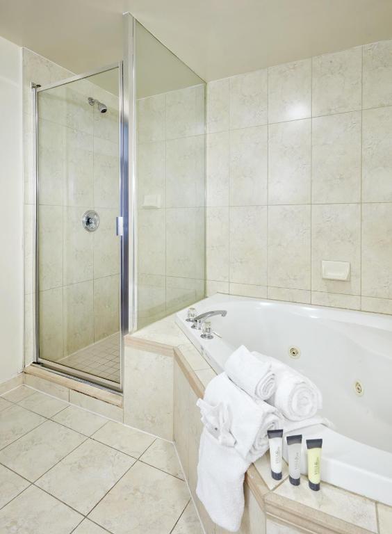 The Falls Hotel & Inn - Resim 16