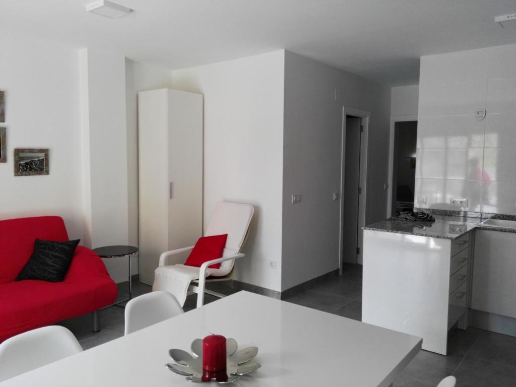 Kuchyň nebo kuchyňský kout v ubytování PRECIOSO APARTAMENTO EN PRIMERA LINEA DE MAR