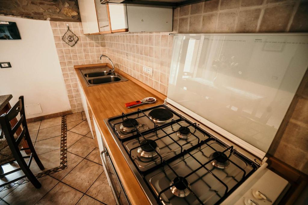 Kuchnia lub aneks kuchenny w obiekcie Casa Vacanze Ribocchi