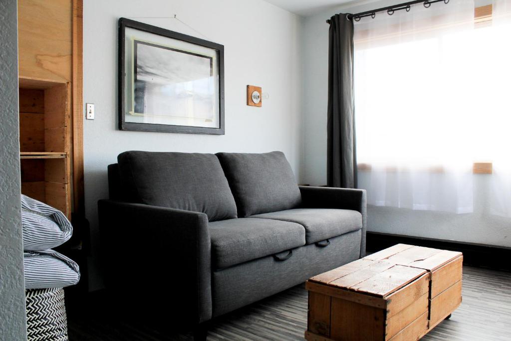 Adrift Hotel - East Suite