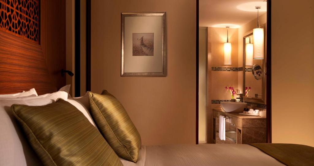 Fairmont The Palm - Fairmont Heritage King Room享有部分棕榈海景