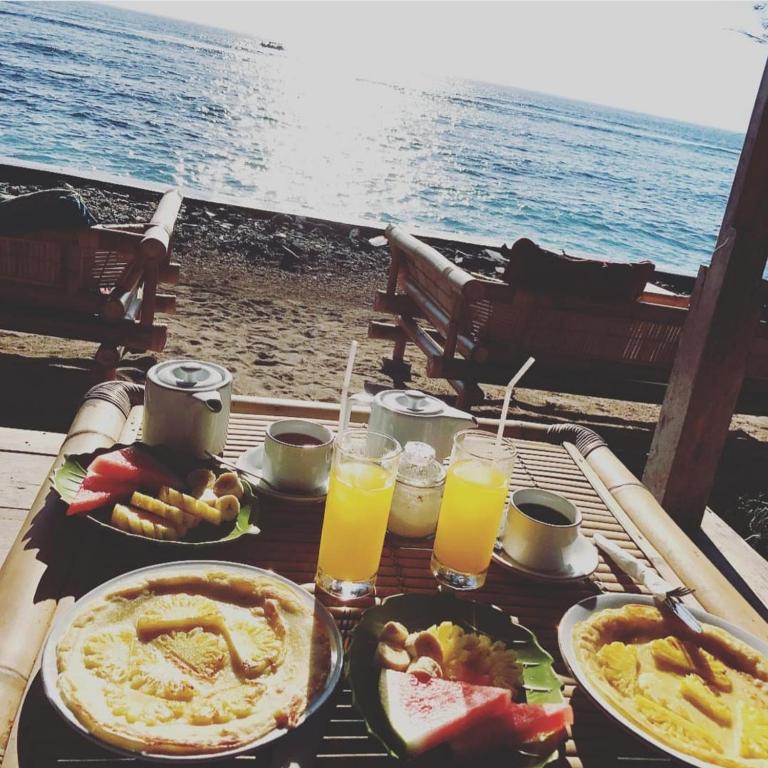 Sandy Beach Bungalows - 5