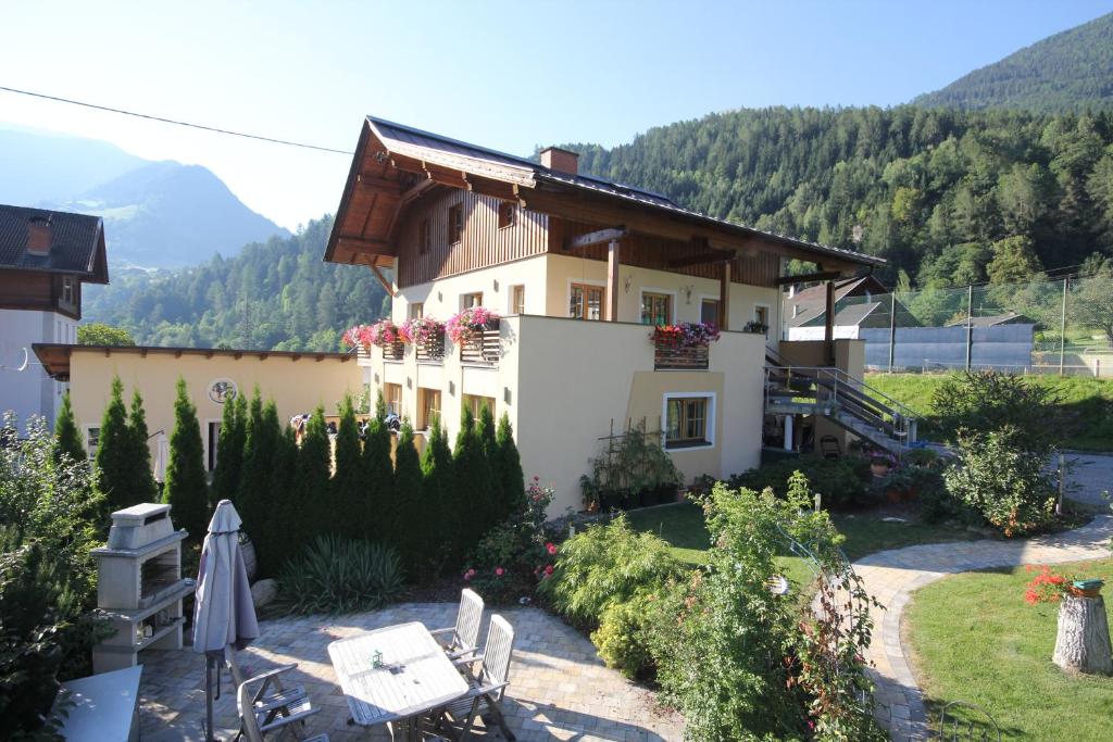 Fotografia z galérie ubytovania Appartementhaus Mentil v Flattach