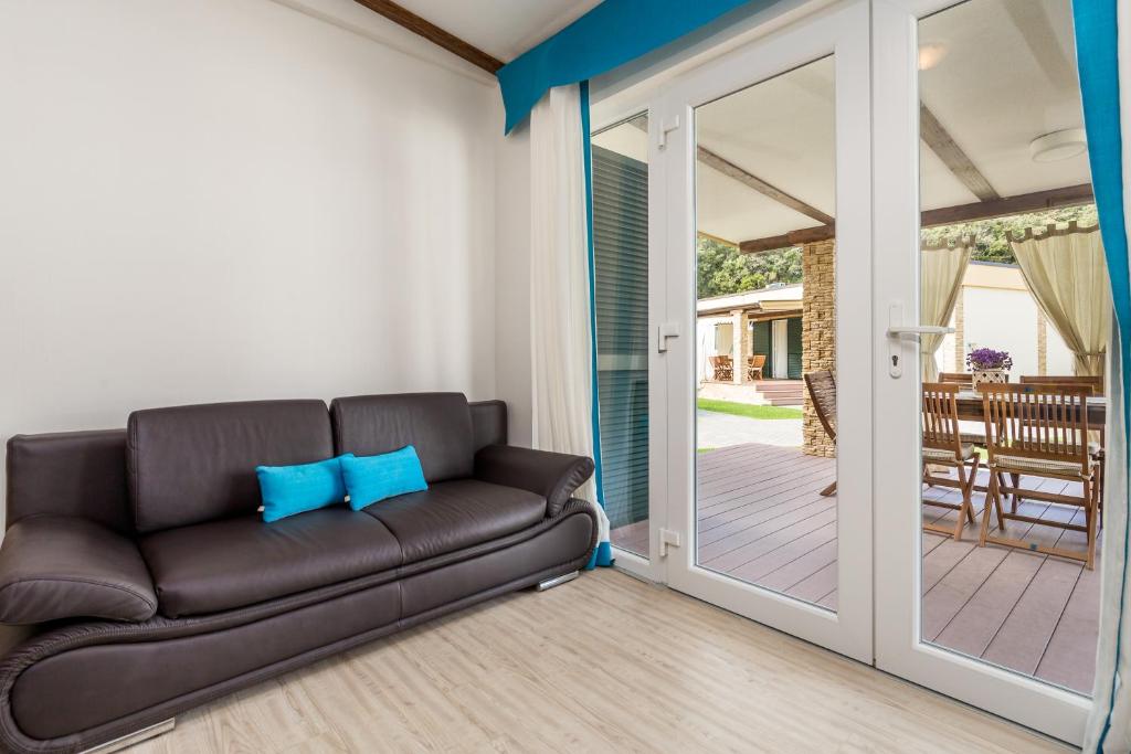 Posezení v ubytování Lando Resort