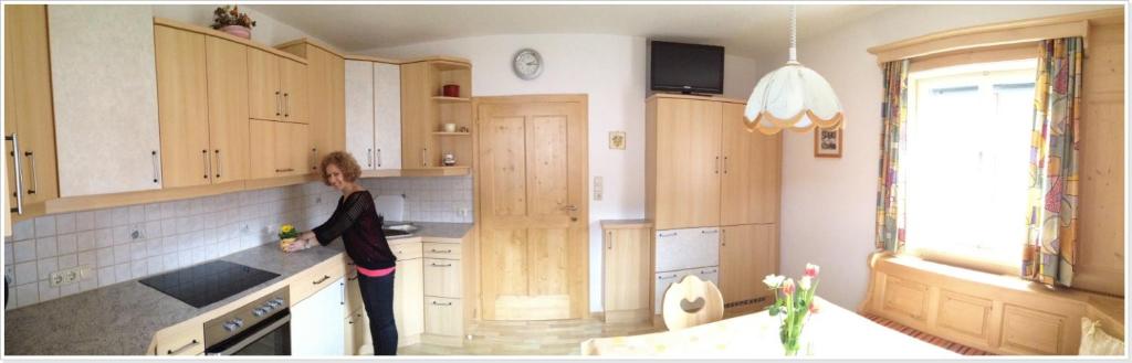 Kuchyňa alebo kuchynka v ubytovaní Ferienwohnung Haus Einhirn