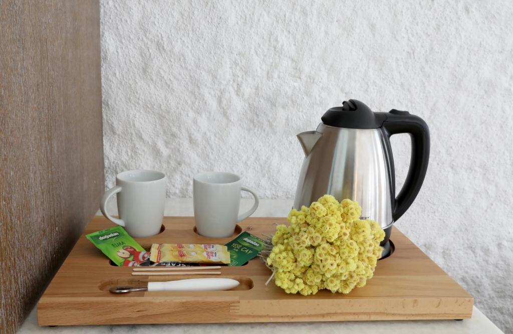 Coffee and tea making facilities at Alachi Hotel