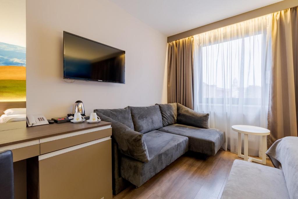 Expo Hotel - 豪华王室