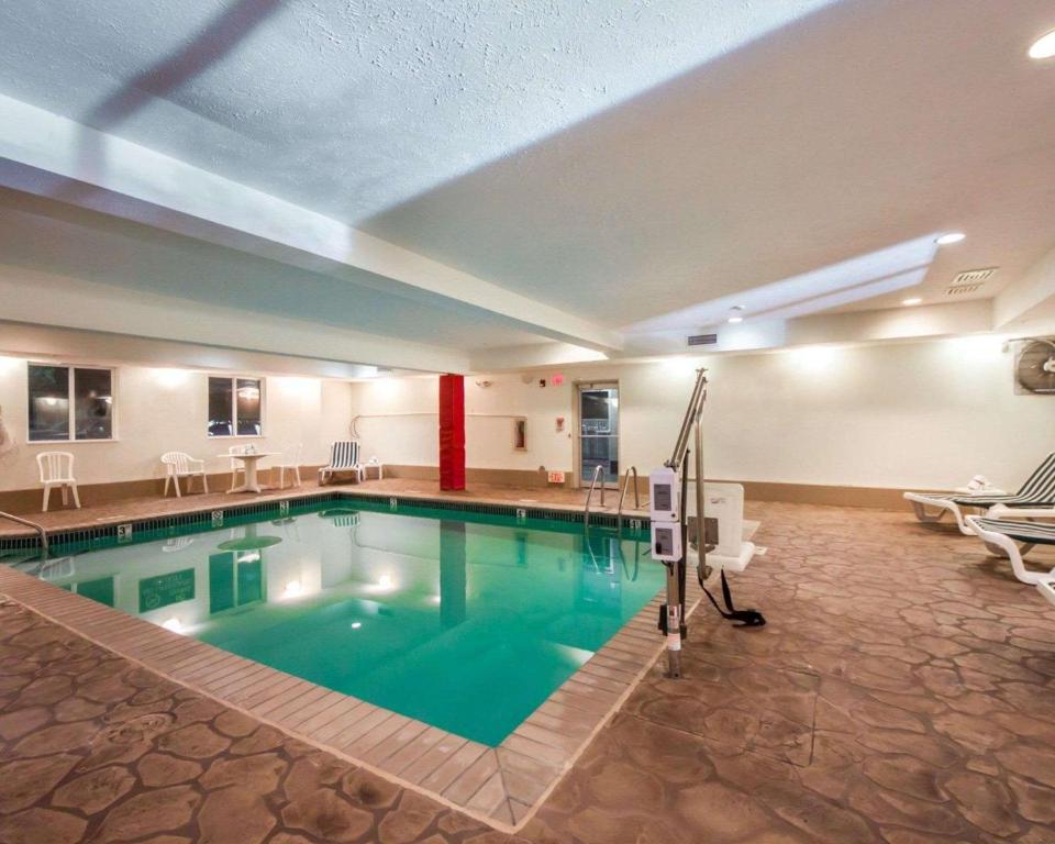 Sleep Inn & Suites Edmond near University photo