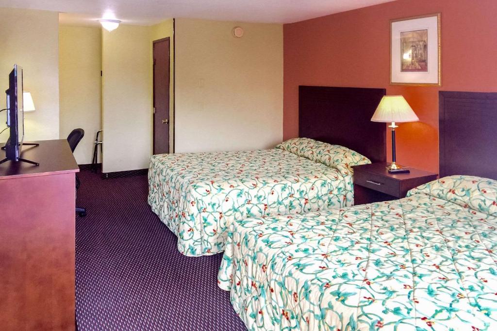 Rodeway Inn Willamette River - Habitación Con 2 Camas Grandes - No Fumadores