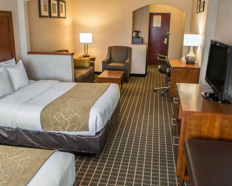 Comfort Suites Portland Southwest - لا تُدخّن
