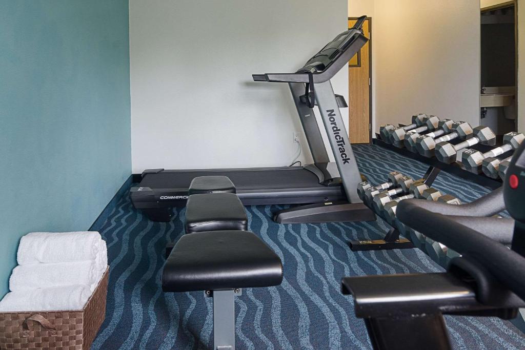 Fitness centrum a/nebo fitness zařízení v ubytování Quality Inn Seaside