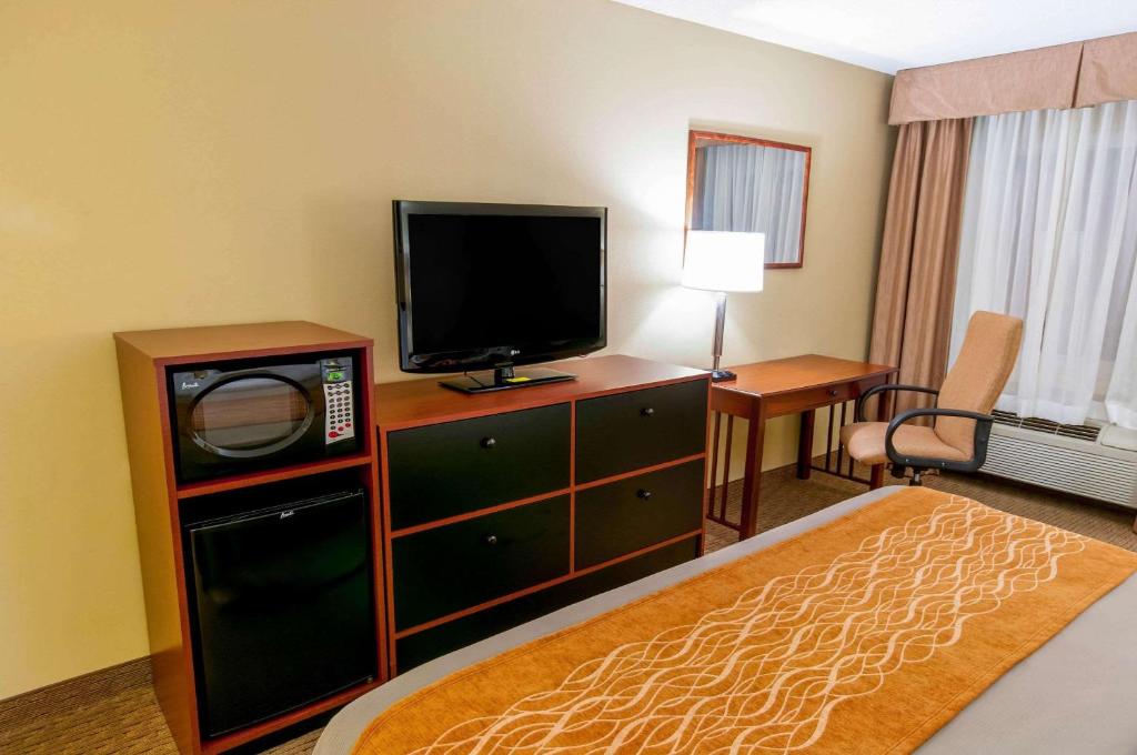 Comfort Inn New Holland Amish Country photo