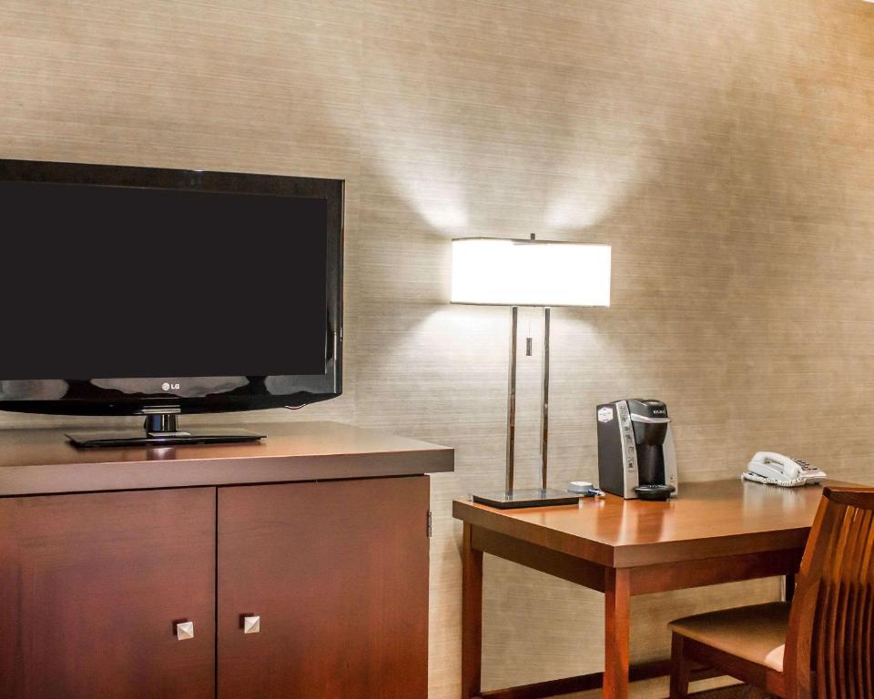 The Woodlands Inn - King Room - Niet -roken/huisdiervriendelijk