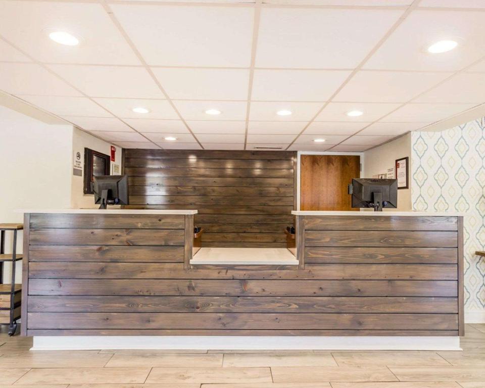 Quality Inn Mt Pleasant - Charleston photo