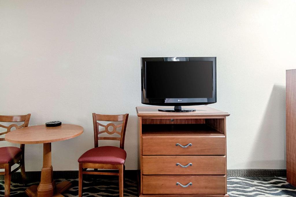 Quality Inn Huron - Habitación Con 2 Camas Grandes - No Fumadores