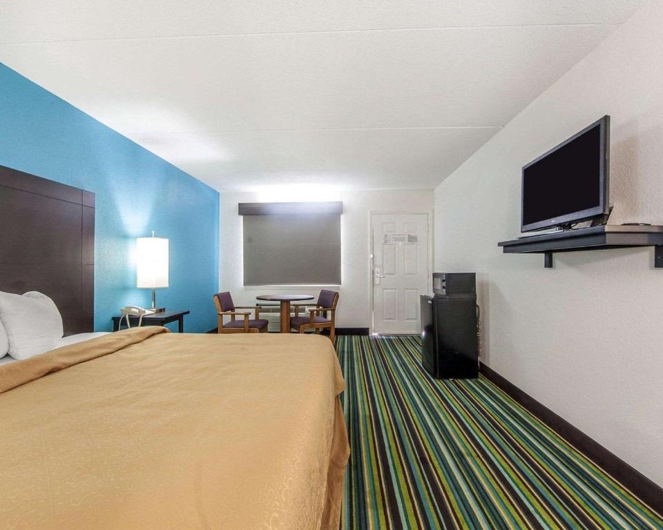 Quality Inn & Suites - Room King - Non-fumeur