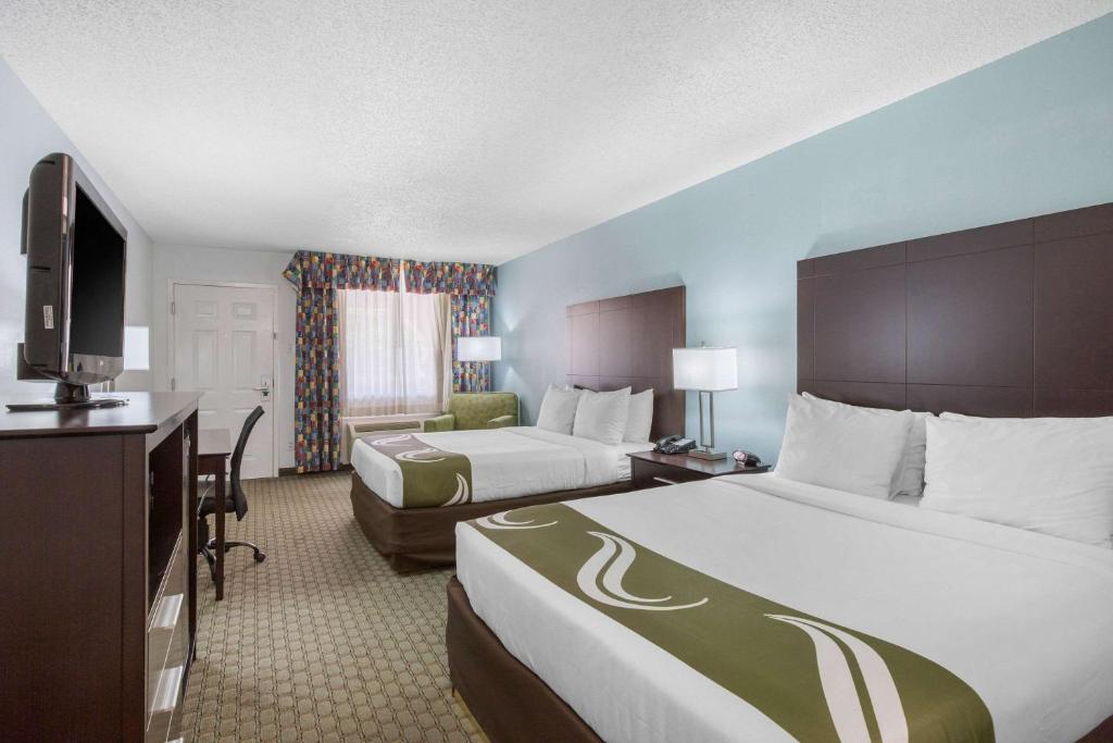 Quality Inn Clute Freeport - Double Room With Two Double Beds