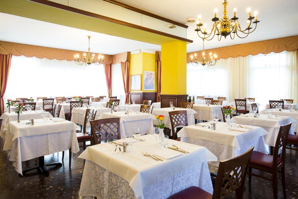 Restaurace v ubytování Hotel Ristorante Paladini