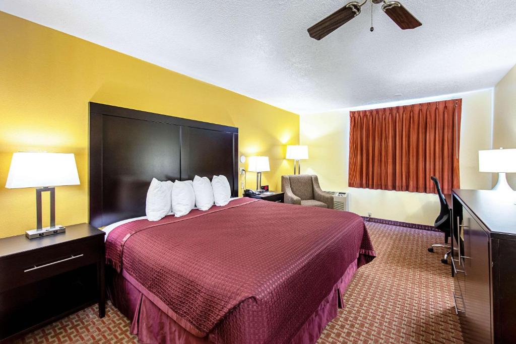 Rodeway Inn & Suites - Room King - Non-fumeur