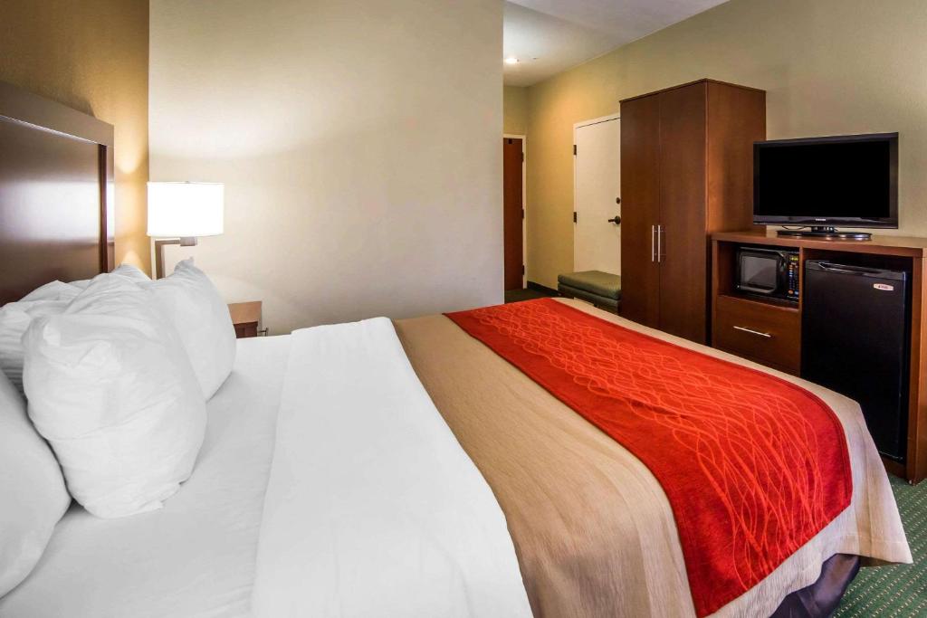 Quality Inn Draper near Salt Lake City photo