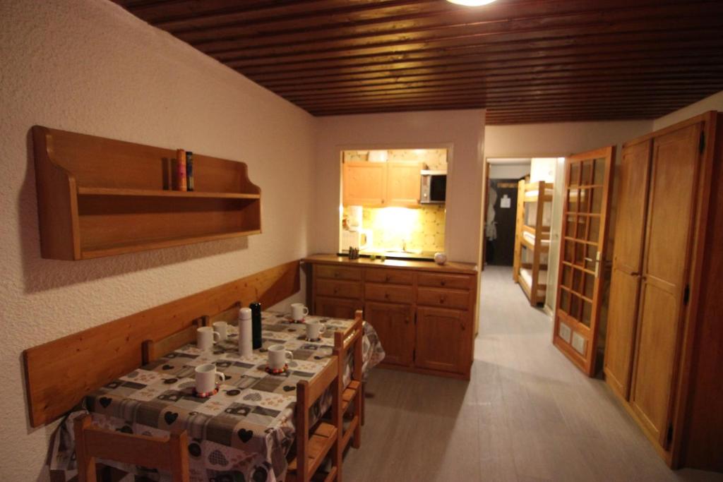 Kuchyň nebo kuchyňský kout v ubytování Serac Appartements VTI