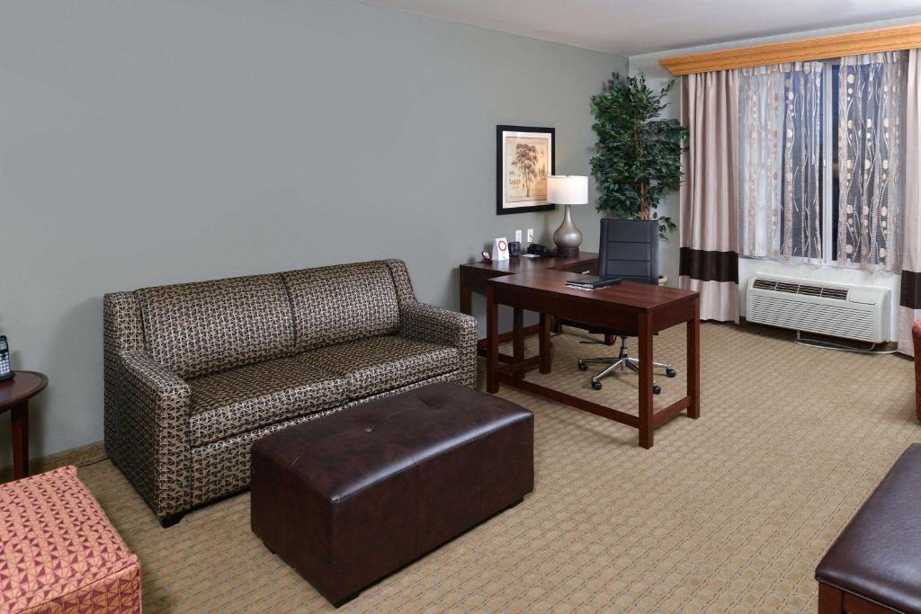 Posezení v ubytování Comfort Suites Airport Tukwila Seattle