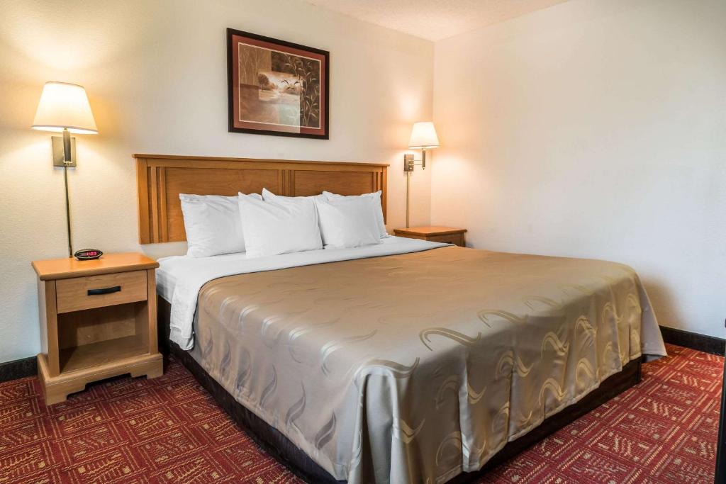 Voodi või voodid majutusasutuse Quality Inn Othello toas